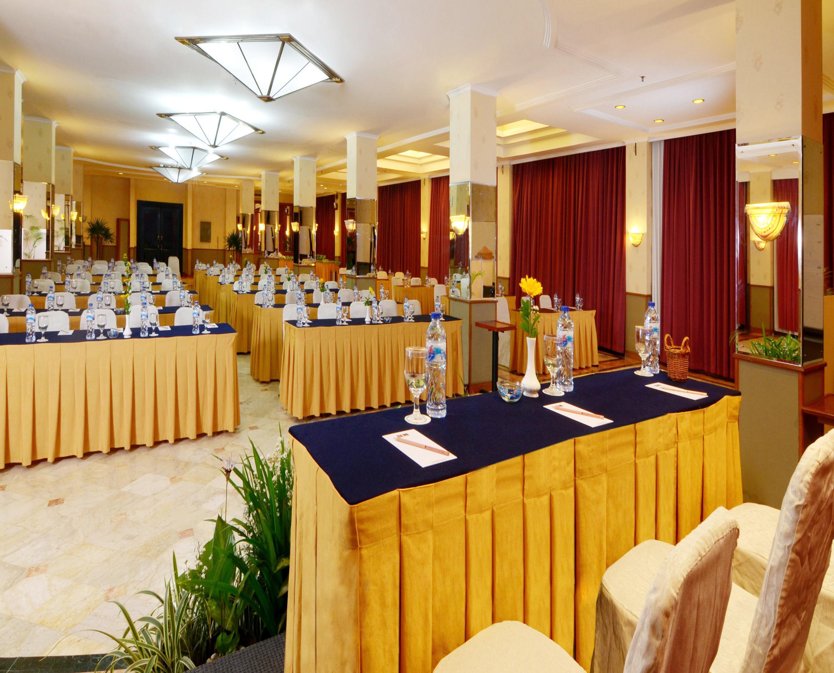 The Jayakarta Suites בנדונג מראה חיצוני תמונה