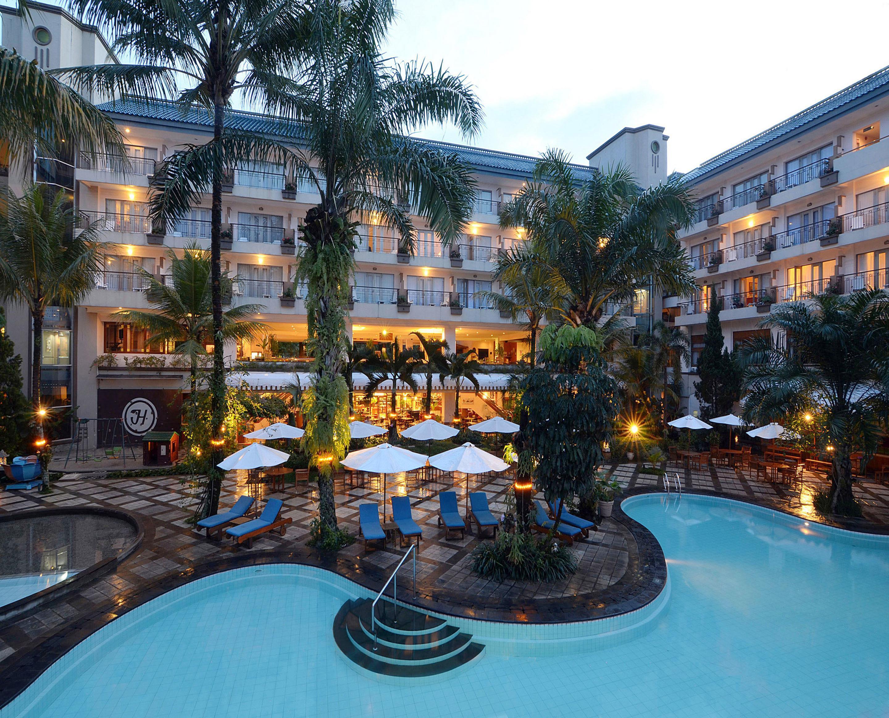 The Jayakarta Suites בנדונג מראה חיצוני תמונה