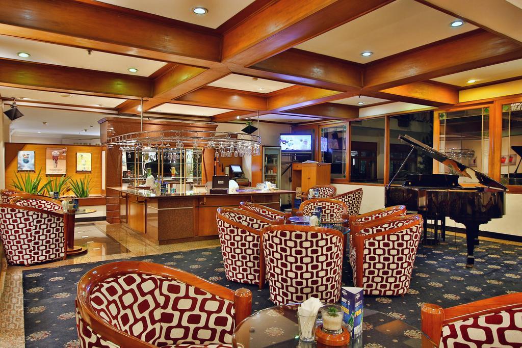 The Jayakarta Suites בנדונג מראה חיצוני תמונה