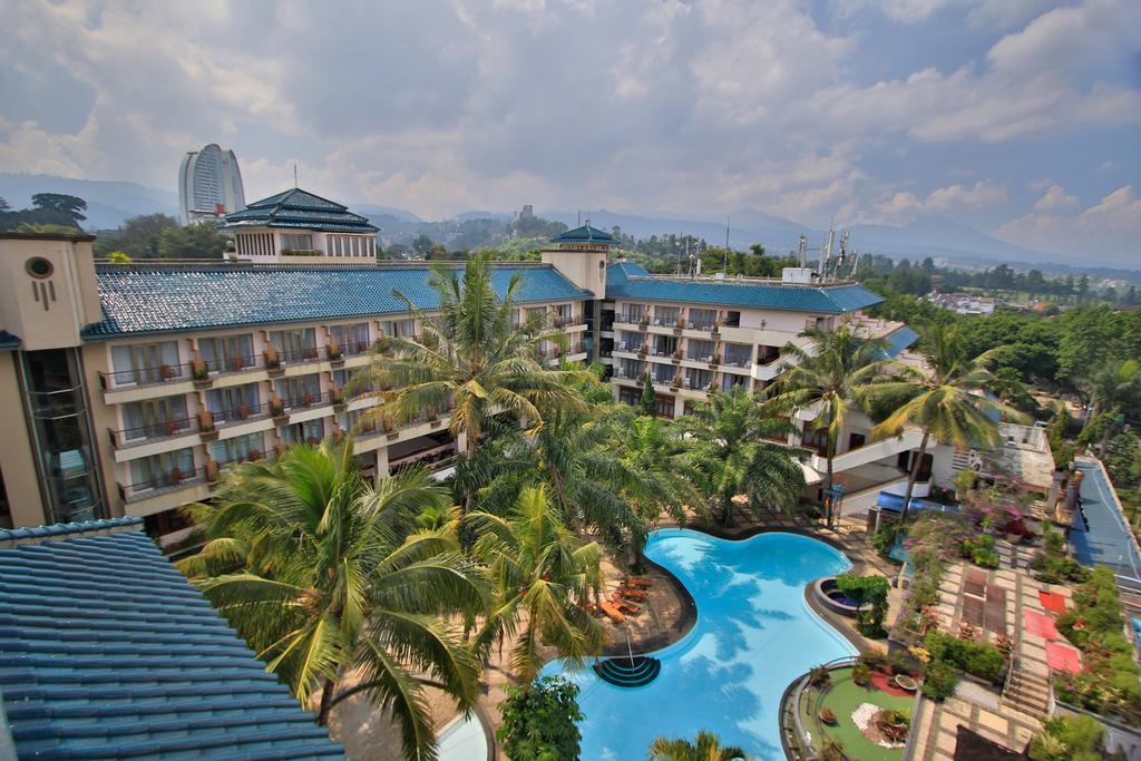 The Jayakarta Suites בנדונג מראה חיצוני תמונה